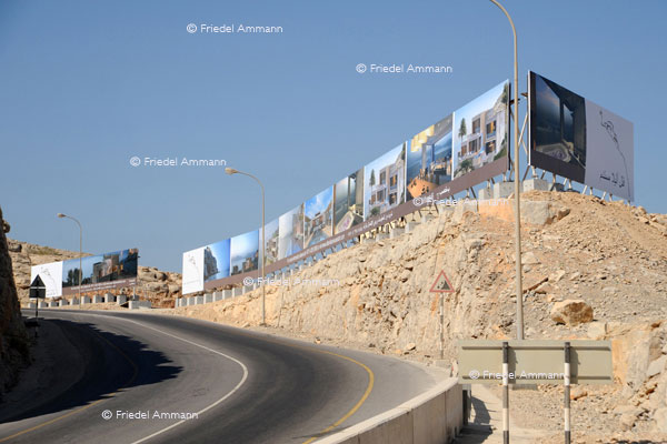 WIRTSCHAFT / ECONOMY – Architektur / Building - Oman