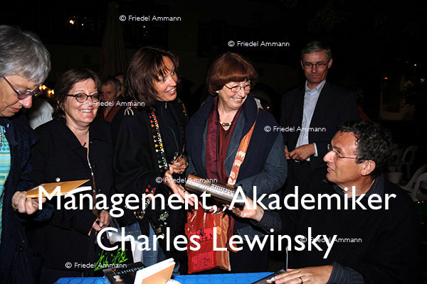 WIRTSCHAFT / ECONOMY - Management / Akademiker - Charles Lewinsky, Schriftsteller