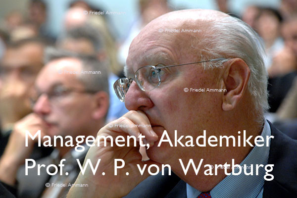 WIRTSCHAFT / ECONOMY - Management / Akademiker - Prof. Walter P. von Wartburg, Basel, Schweiz