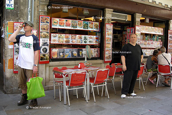 WIRTSCHAFT / ECONOMY - Business – Tourismus, Restaurant 