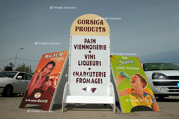 WIRTSCHAFT / ECONOMY - Business - Tourismus - Korsika