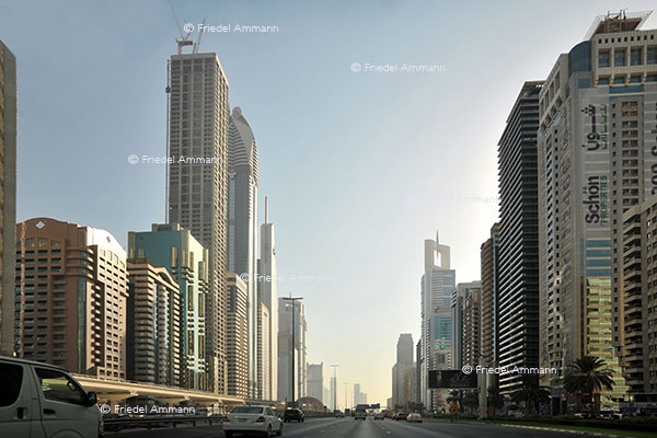 WIRTSCHAFT / ECONOMY - Big Business - Dubai