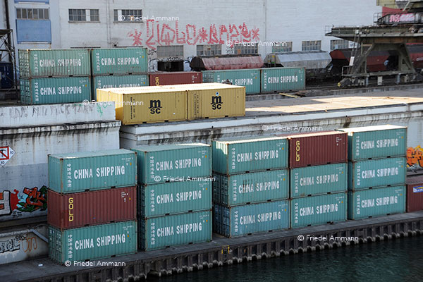WIRTSCHAFT / ECONOMY - Globalisierung / Globalization - China Shipping