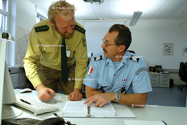 WIRTSCHAFT / ECONOMY - Globalisierung / Globalization – deutsch-französische Grenzpolizei / French-German Border Control
