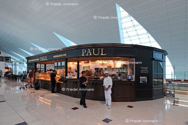 WIRTSCHAFT / ECONOMY - Globalisierung / Globalization – International Airport Dubai