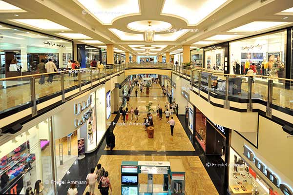 WIRTSCHAFT / ECONOMY – Konsum / Consumption - Shopping Mall, Dubai
