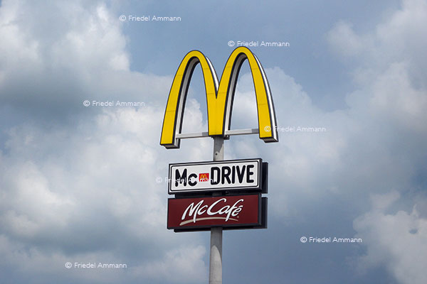 WIRTSCHAFT / ECONOMY - Konsum / Consumption - American way of life