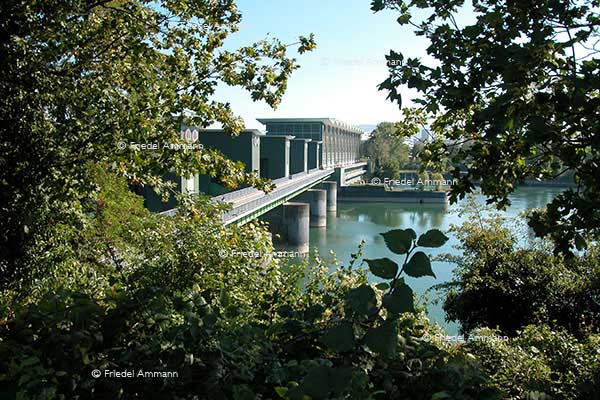 WIRTSCHAFT / ECONOMY - Energie / Environment - Wasserkraftwerk / Hydroelectric Power Plant, Birsfelden