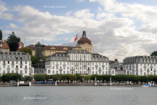 WIRTSCHAFT / ECONOMY - Tourismus Schweiz  - Luzern