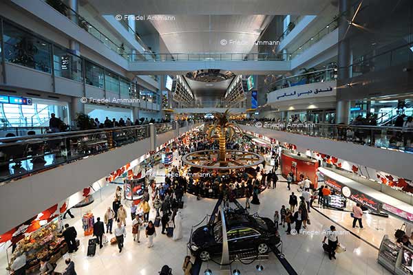 WIRTSCHAFT / ECONOMY - Tourismus international - International Airport Dubai