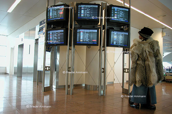 WIRTSCHAFT / ECONOMY  - Tourismus international
