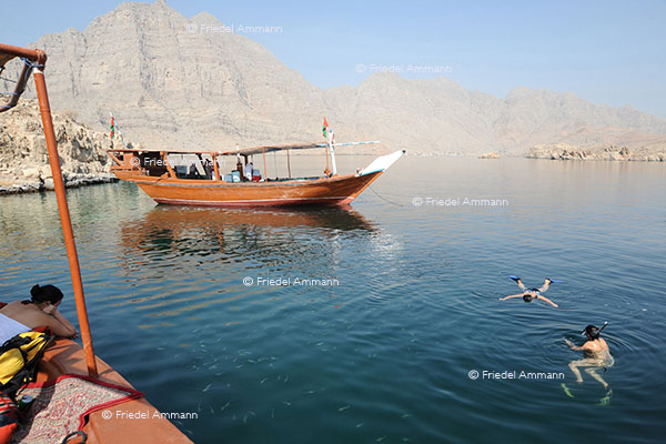 WIRTSCHAFT / ECONOMY - Tourismus international - Dhow Cruise, Khasab, Oman