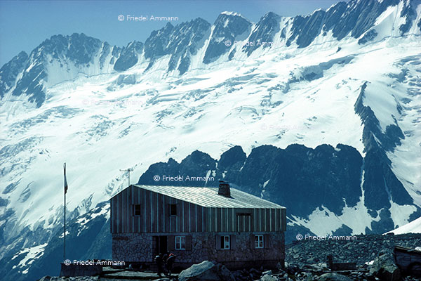 WIRTSCHAFT / ECONOMY - Hotellerie - Bergseeschjien SAC-Hütte, Schweizer Alpen 