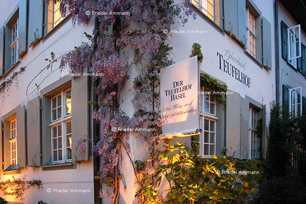 WIRTSCHAFT / ECONOMY - Gastronomie / Hospitality - Der Teufelhof, Basel