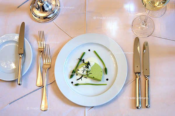 WIRTSCHAFT / ECONOMY - Gastronomie / Hospitality