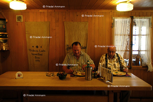 WIRTSCHAFT / ECONOMY - Gastronomie / Hospitality - Berneroberland