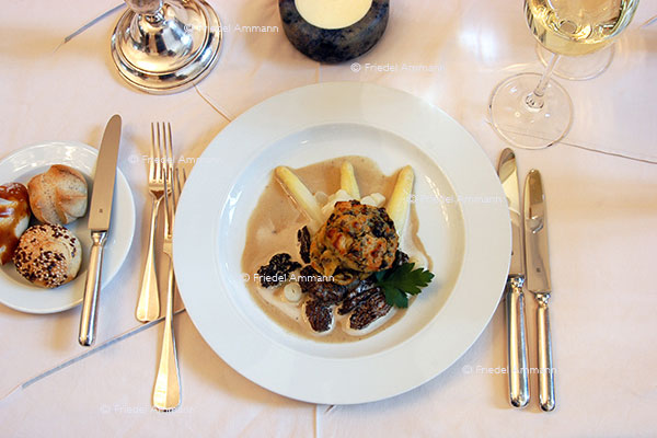 WIRTSCHAFT / ECONOMY - Gastronomie / Hospitality
