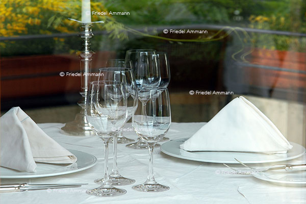 WIRTSCHAFT / ECONOMY - Gastronomie / Hospitality
