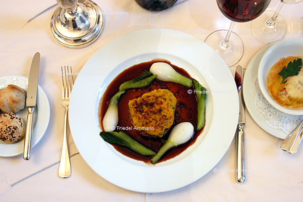 WIRTSCHAFT / ECONOMY - Gastronomie / Hospitality