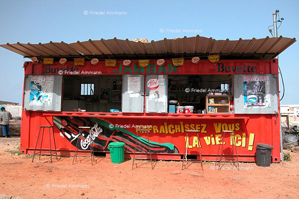 WIRTSCHAFT / ECONOMY - Gastronomie / Hospitality - Buvette, Senegal