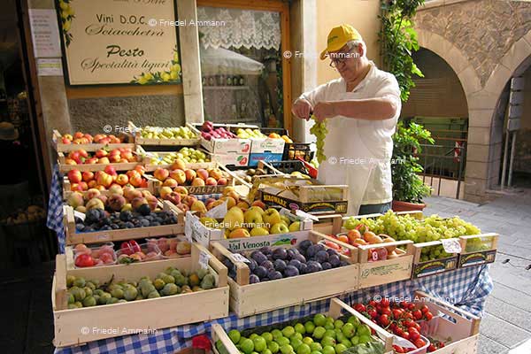 WIRTSCHAFT / ECONOMY - Handel / Retail 