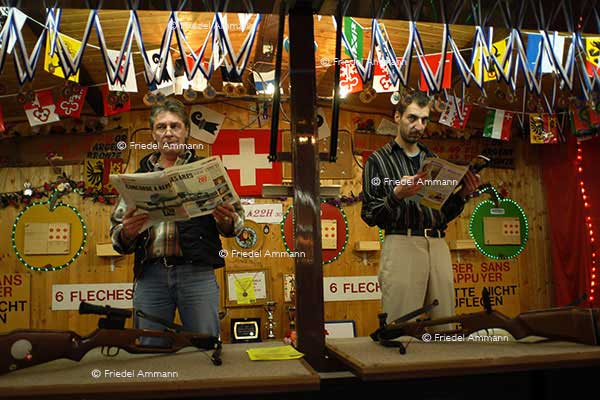 WIRTSCHAFT / ECONOMY - Handel / Retail – Schausteller / Carny
