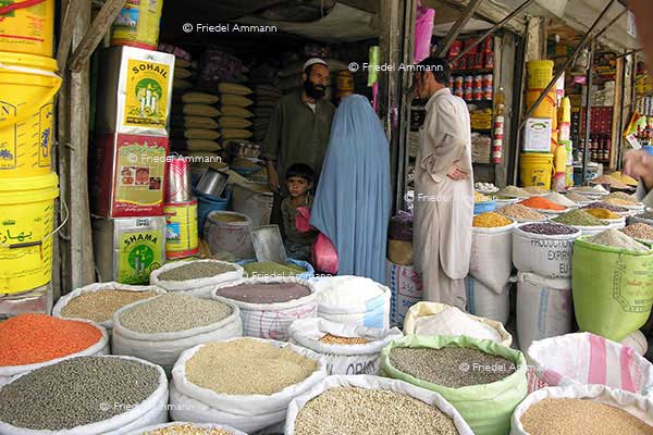 WIRTSCHAFT / ECONOMY - Handel / Retail - Kabul, Afghanistan