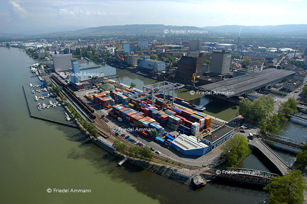 WIRTSCHAFT / ECONOMY - Handel / Trade – Rheinhafen / Port Kleinhüningen, Basel