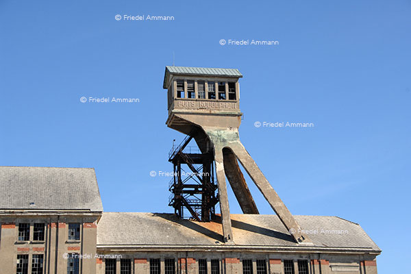 WIRTSCHAFT / ECONOMY - Industrie Brachen / Brownfield - Stillgelegte Kaligrube / Potash Mine Rudolph bei Pulversheim - Elsass, France