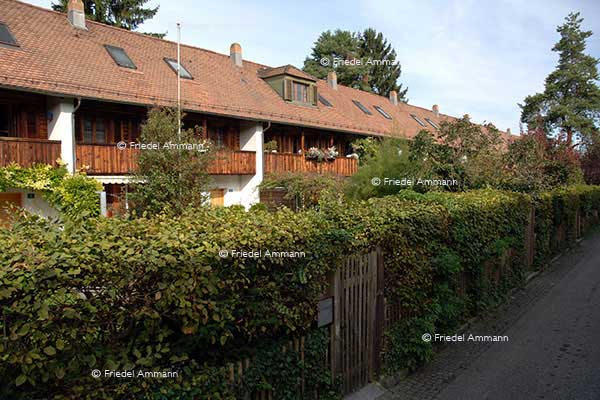 WIRTSCHAFT / ECONOMY - Immobilien / Real Estate - Sozialer Wohnungsbau / Social Housing - Basel