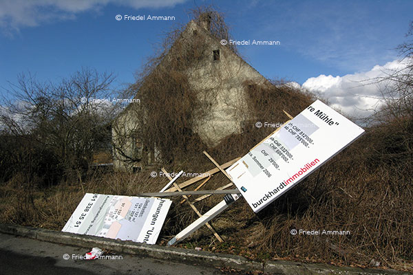 WIRTSCHAFT / ECONOMY - Immobilien / Real Estate