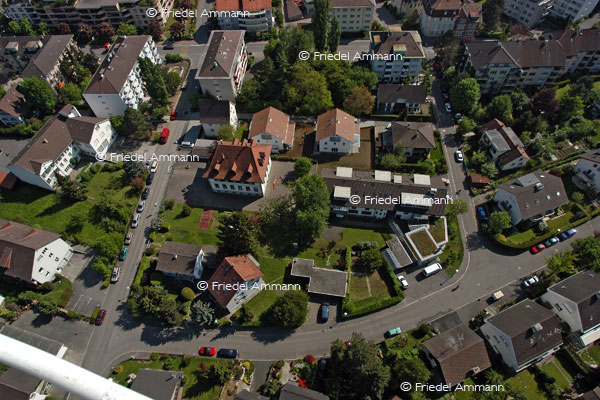 WIRTSCHAFT / ECONOMY - Immobilien / Real Estate 