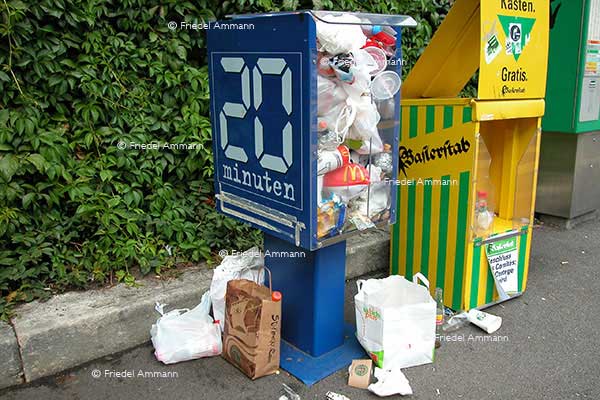 WIRTSCHAFT / ECONOMY - Kommunikation / Communication – Pendlerzeitungen / Commuter Paper