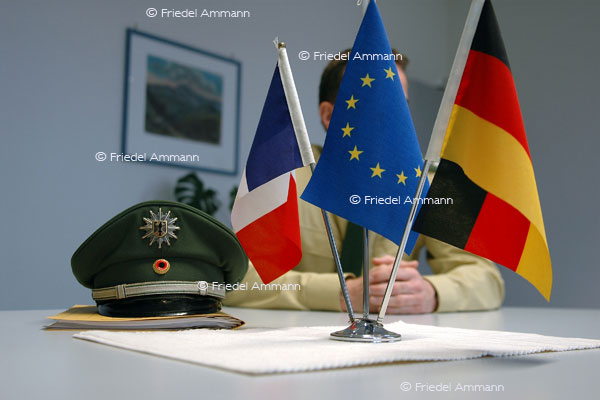 WIRTSCHAFT / ECONOMY - Kommunikation / Communication – Bundesgrenzschutz, Kehl, Strasbourg
