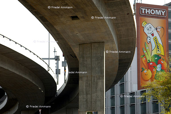 WIRTSCHAFT / ECONOMY – Werbung / Advertisement