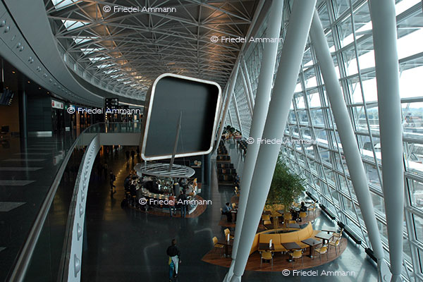 WIRTSCHAFT / ECONOMY - Mobilität / Mobility - Luftfahrt / Airtravel - Flughafen Zürich / Airport Zurich