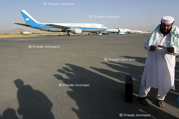 WIRTSCHAFT / ECONOMY - Mobilität / Mobility - Luftfahrt / Airtravel - International Airport Kabul, Afghanistan