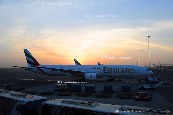 WIRTSCHAFT / ECONOMY - Mobilität / Mobility - Luftfahrt / Airtravel - International Airport Dubai