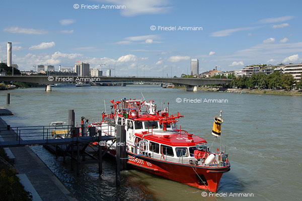 WIRTSCHAFT / ECONOMY - Mobilität / Mobility – Feuerwehrboot / Fire Engine Boat, Basel