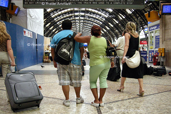 WIRTSCHAFT / ECONOMY - Mobilität / Mobility - Bahnen / Railway - Milano Centrale