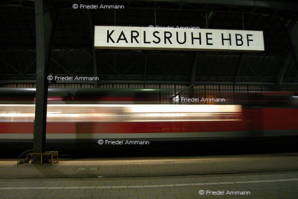 WIRTSCHAFT / ECONOMY - Mobilität / Mobility - Bahnen / Railway - Karlsruhe HBF / Centralstation Karlsruhe