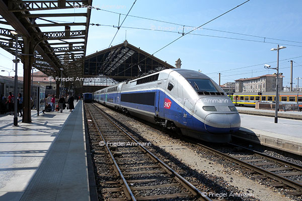 WIRTSCHAFT / ECONOMY - Mobilität / Mobility - Bahnen / Railway - Gare / Station Marseille St-Charles, France