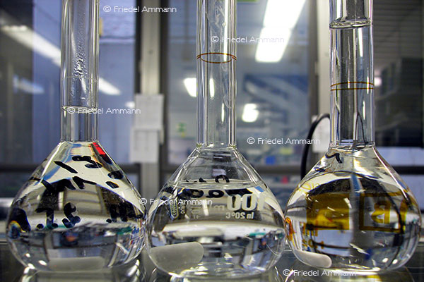WIRTSCHAFT / ECONOMY - Pharma / Chemical Industry - Forschung / Research