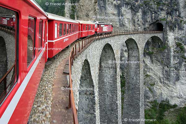 WIRTSCHAFT / ECONOMY - Service Public - Rhätische Bahn / Rhaetian Railway