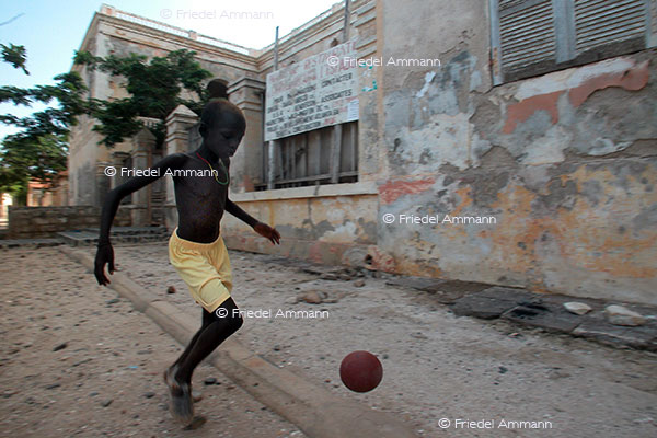 WIRTSCHAFT / ECONOMY - Armut / Poverty - Goree, Senegal