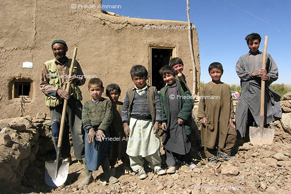 WIRTSCHAFT / ECONOMY - Armut / Poverty - Afghanistan