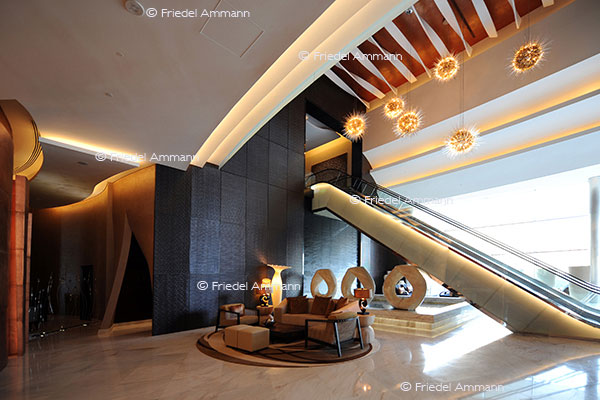 WIRTSCHAFT / ECONOMY - Luxus / Luxury – Fünfsterne / Fivestar Hotel THE ADDRESS Hotel, Dubai 