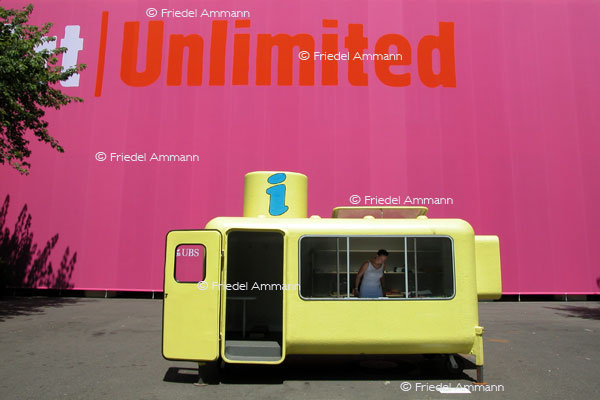WIRTSCHAFT / ECONOMY - Luxus / Luxury – ART Unlimited Basel