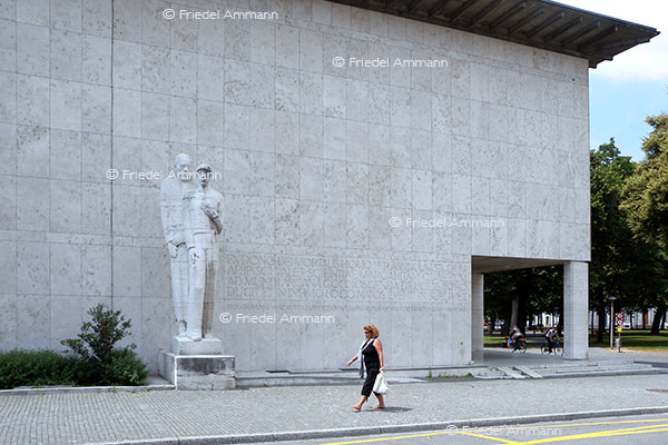 WISSEN - Ausbildung, Hochschule - Kollegienhaus der Universität, Petersplatz - Basel
