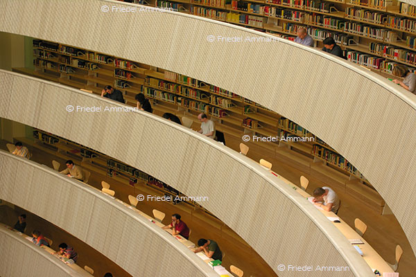 WISSEN - Ausbildung, Hochschule - Juristische Fakultät Universität Zürich